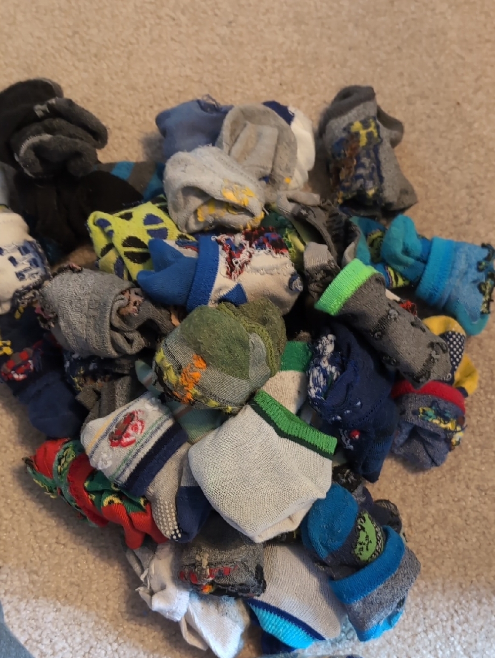 30+ Pair 2t/3t Boy Socks